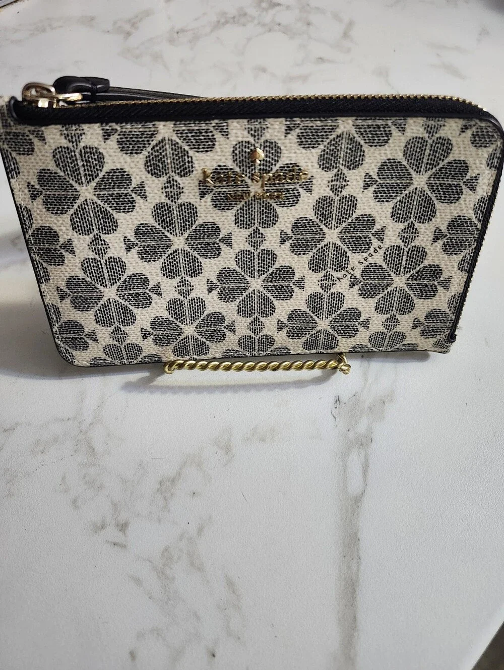 Kate Spade Lucy Spade Flower Small